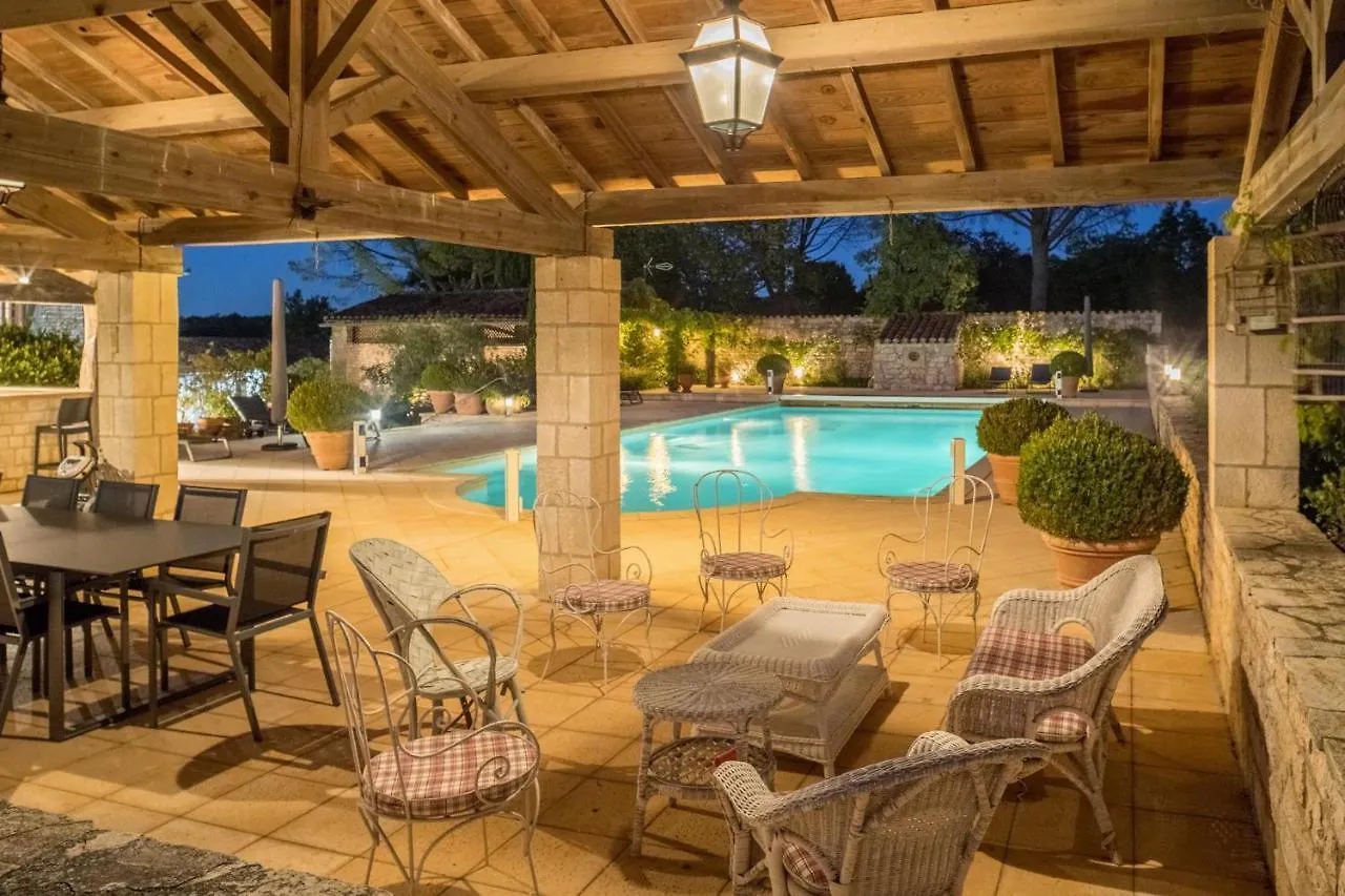 Holiday home Domaine La Poudie Mailhoc
